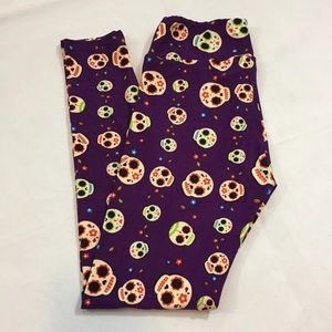 Lularoe OS Sugar Skulls Leggings Purple Halloween